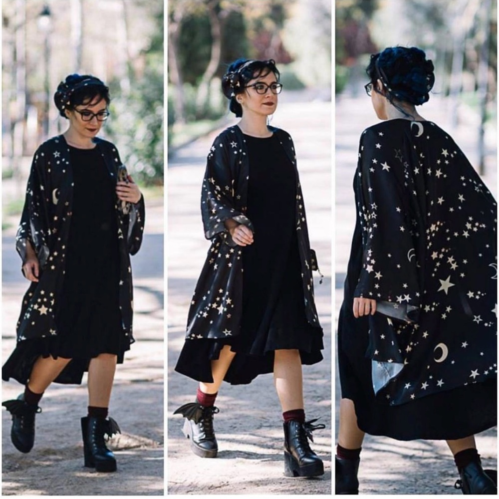 Silky Astrology Kimono Robe NWOT